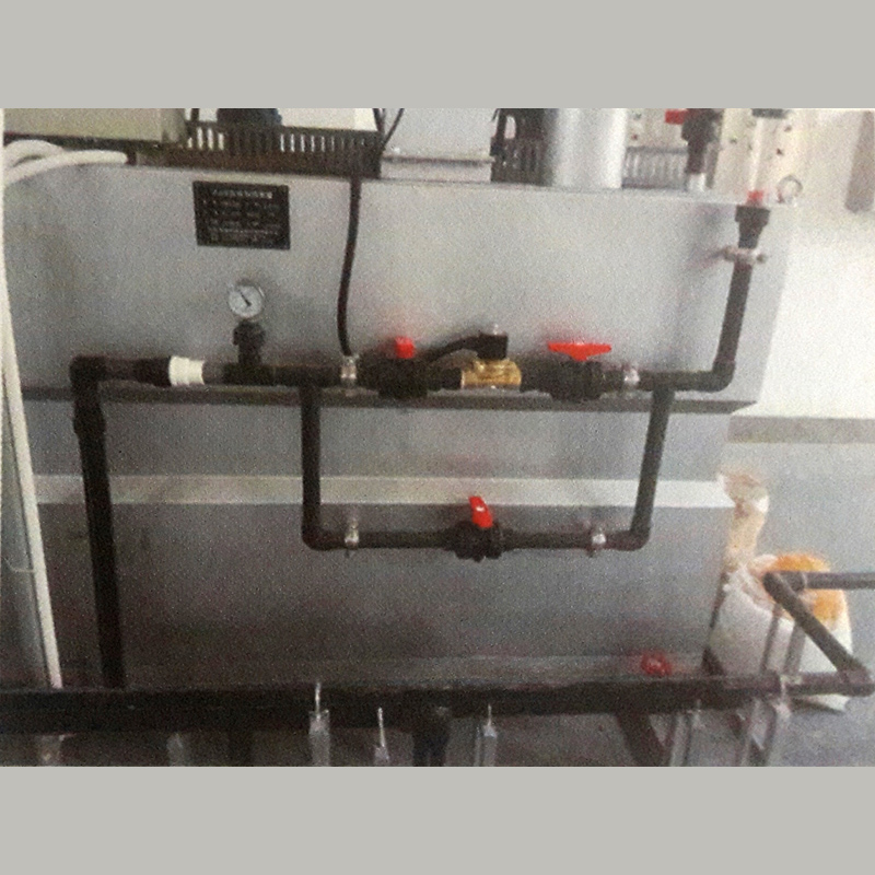 高純復(fù)合式聚丙烯酰胺(PAM)投加裝置產(chǎn)品圖4